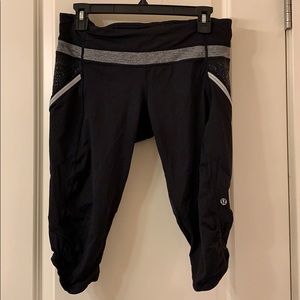 Lululemon workout capris